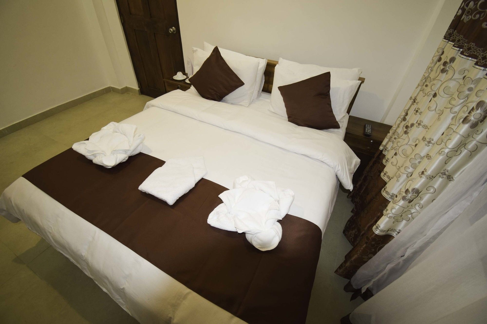 Hotel Ranvil Nuwara Eliya Bagian luar foto
