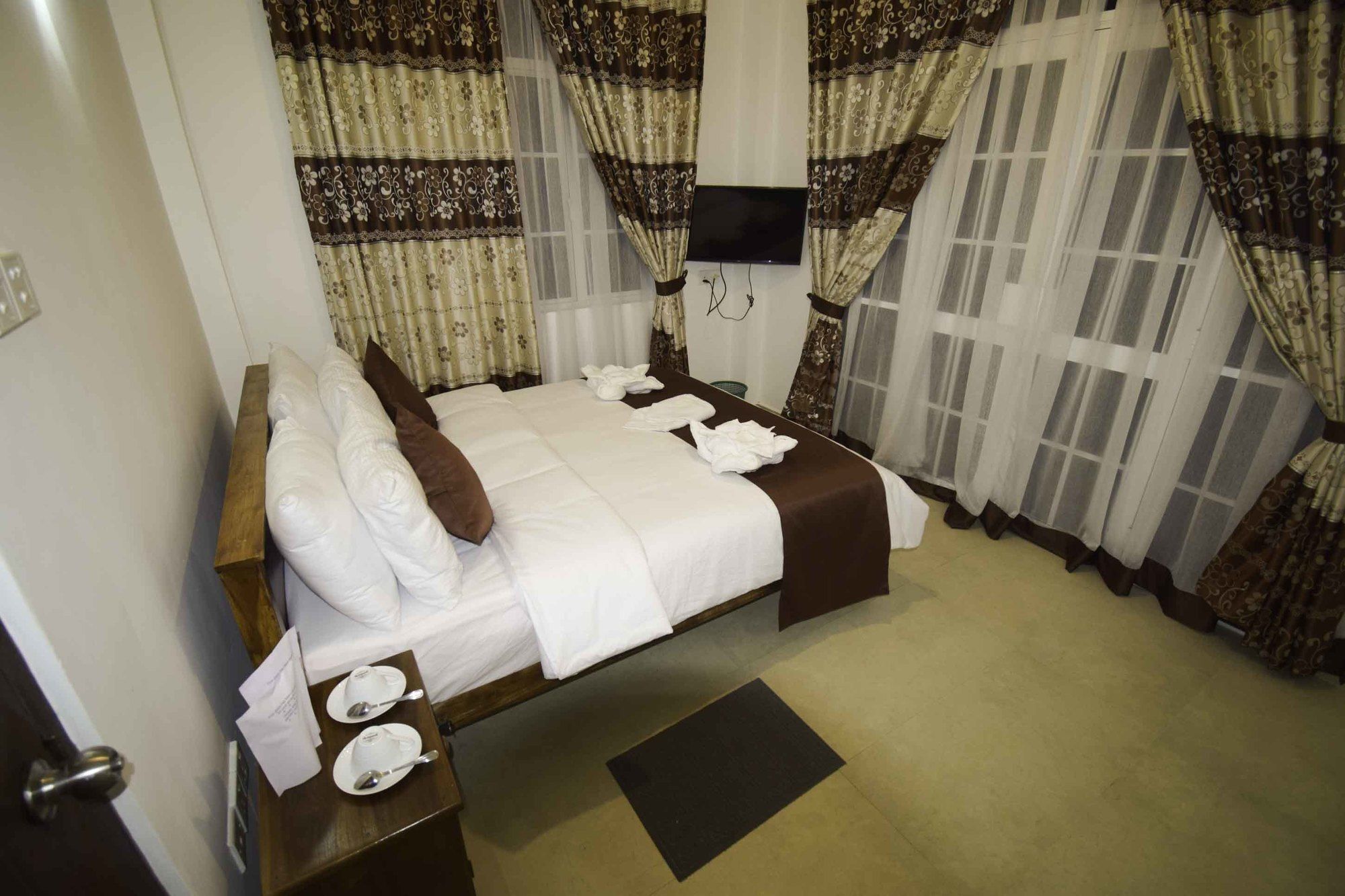 Hotel Ranvil Nuwara Eliya Bagian luar foto